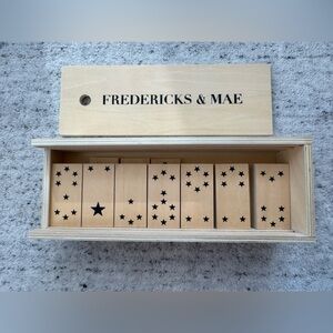 Fredericks & Mae Star Dominos Brand New In Box